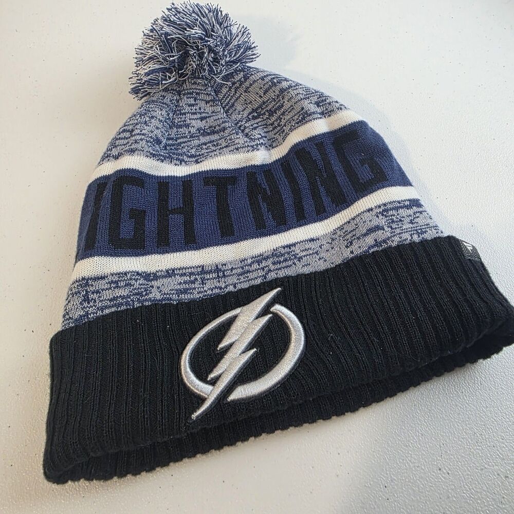 Tampa Bay Lightning Fanatics Blue White Knit Pom Beanie Hat Unisex Adult EUC